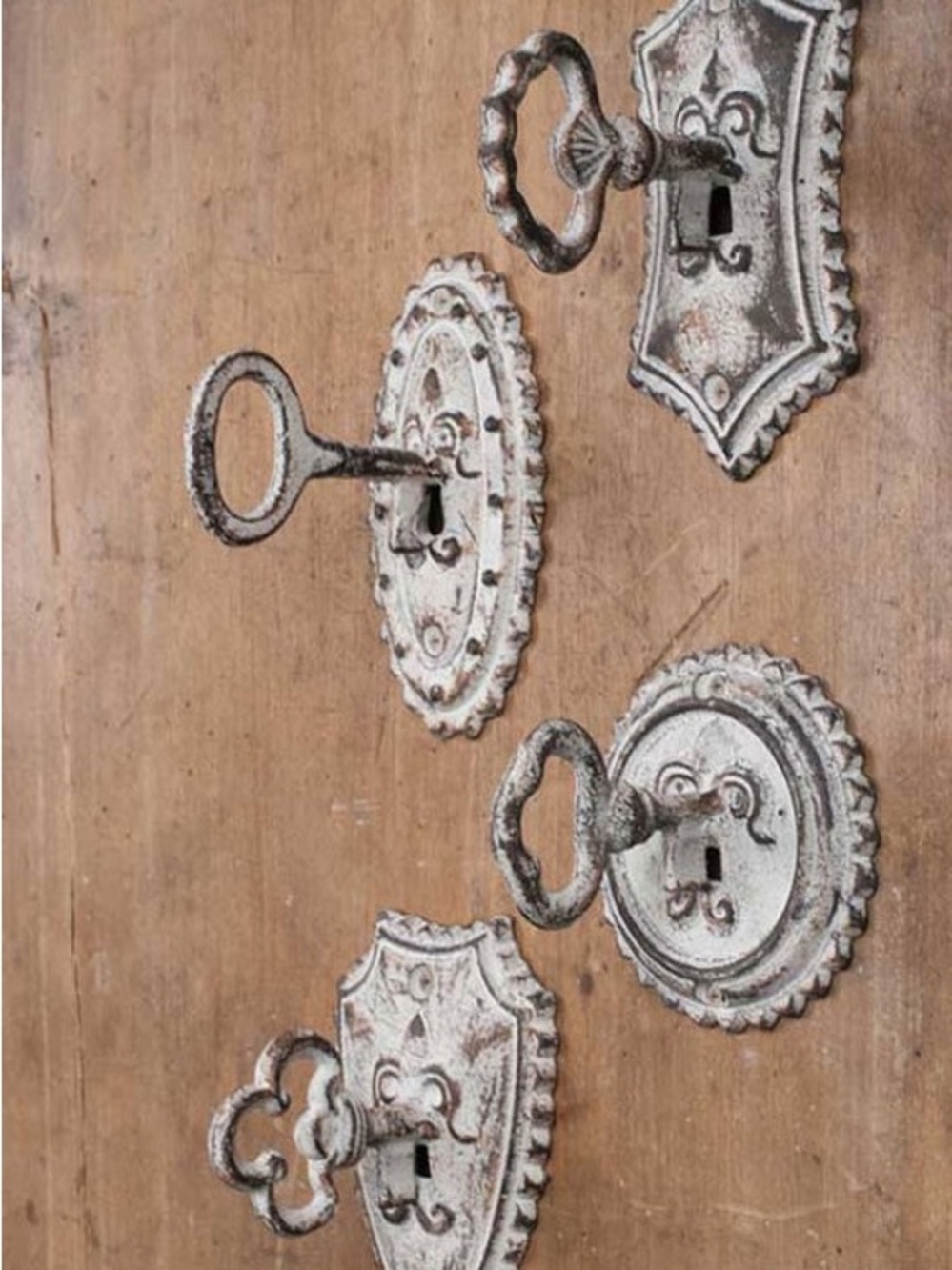 Vintage White Metal Key Wall Decor - Home Wall Decor set of 4